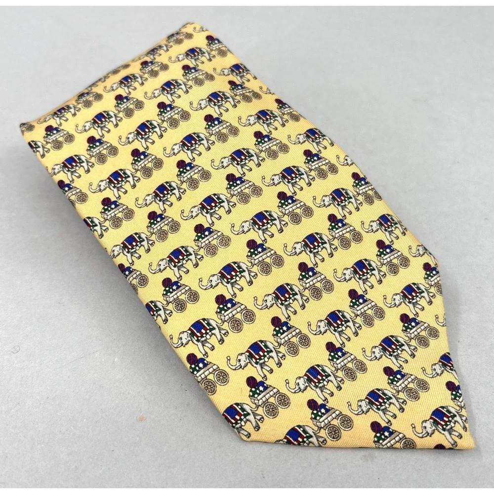 Brooks Brothers Tie Necktie Mens Yellow Silk Elephant Circus Novelty‎ VTG USA